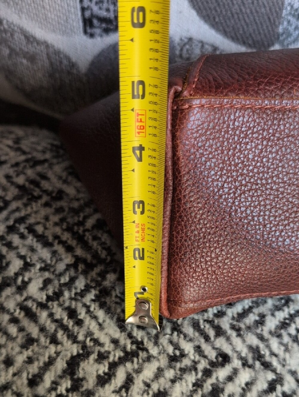 Portland Leather Nutmeg Large Naomi Shoulder Bag Euc - Picture 13 of 13